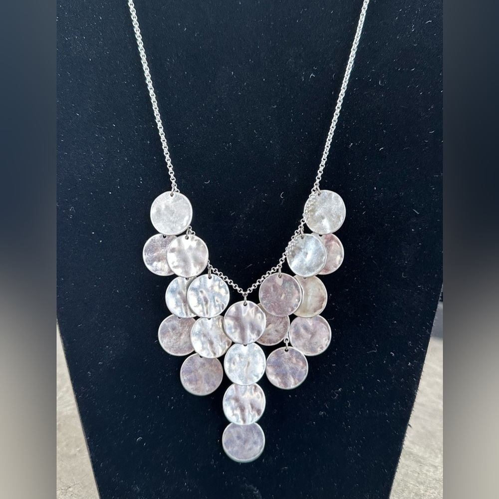 NEW Premier Designs Flicker Necklace